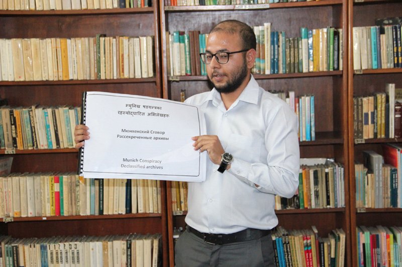 RusHouseinNepal's tweet photo. RCSC organised a lecture program on 80th Anniversary of ''Munich Collusion''
#россотрудничество #россиялюбовьбезграниц #russialovewithoutborders #Rossotrudnichestvo #rsgov #RussiainNepal #RCSCNEPAL #inNepal https://t.co/10lqnYVW1K