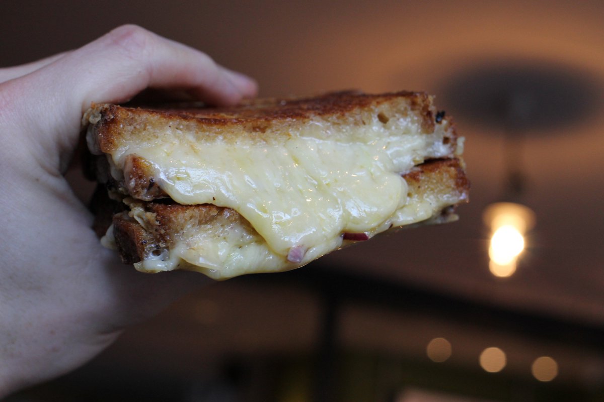 CheeseTruckLDN's tweet image. FRIDAY! 71% FUNDED. Read our latest update on @Crowdcube for important news regarding our valuation! Capital at Risk #InvestAware