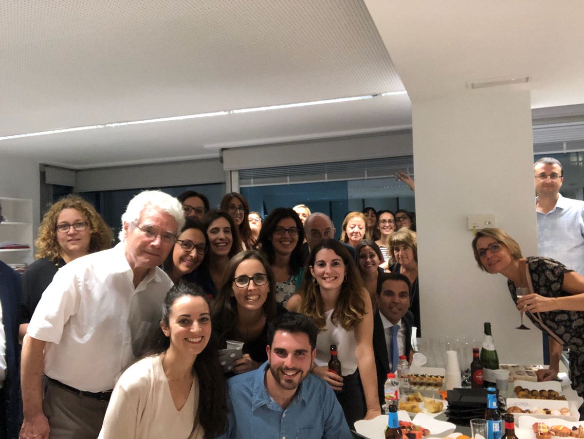 MesAdvocats's tweet photo. Ayer celebramos el primer encuentro MES Alumni! Ha sido un enorme placer veros de nuevo a todos y poder compartir aquellos recuerdos y emociones vividos durante vuestra etapa con nosotros. Muchas gracias a todos por venir! Nos vemos a la prΓ³xima! #MESAlumni https://t.co/79vw5Y6QJH