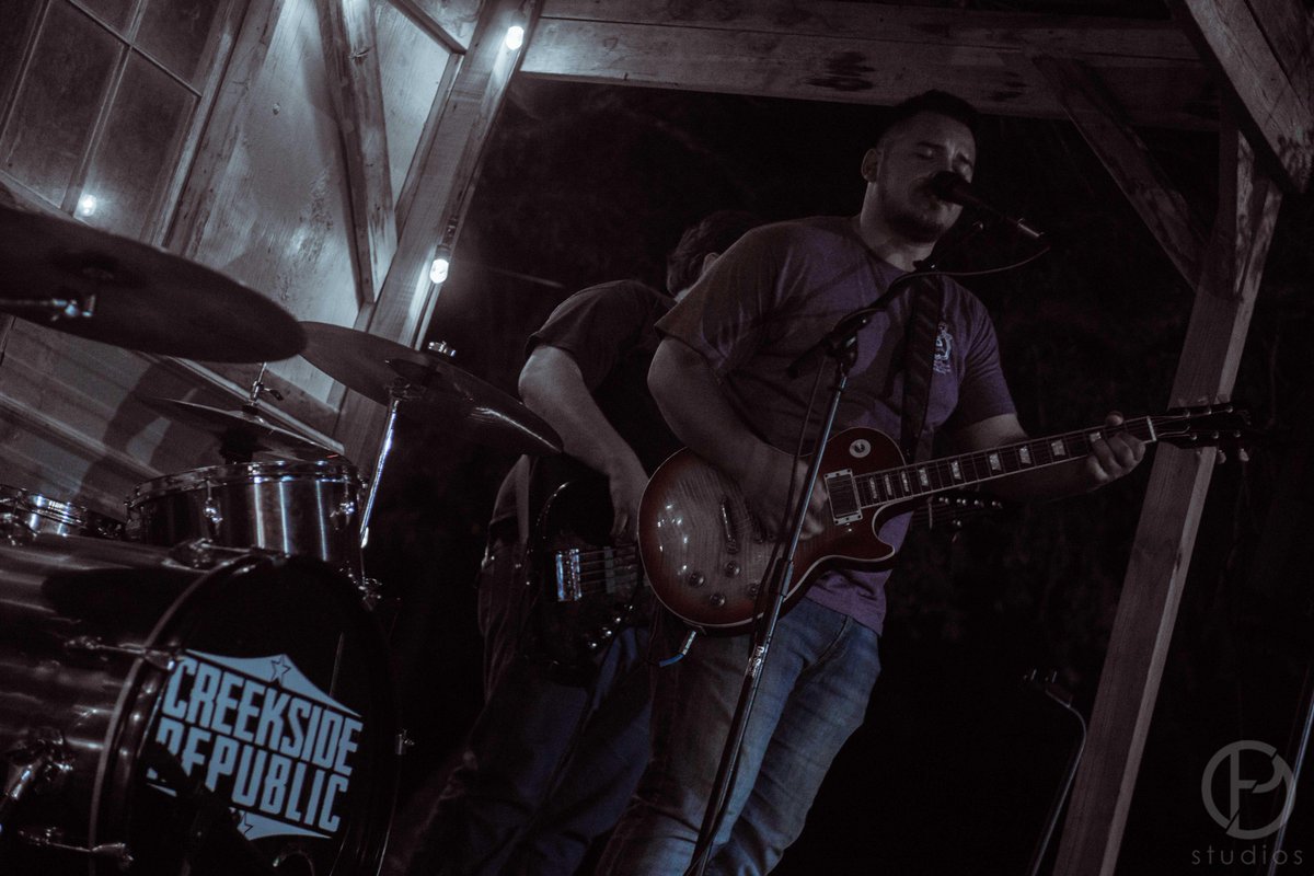 CreekRepublic's tweet photo. What did we do on 8-31? We we’re at the Crystal Creek Distillery drinking some moonshine and jamming like we know how! What are we doing this Saturday? You guys already know! See you at the #AlbumRelease
#countrymusic #crystalcreekdistillery  #templetx #beltontx #releaseparty https://t.co/XAcgVz7pzk