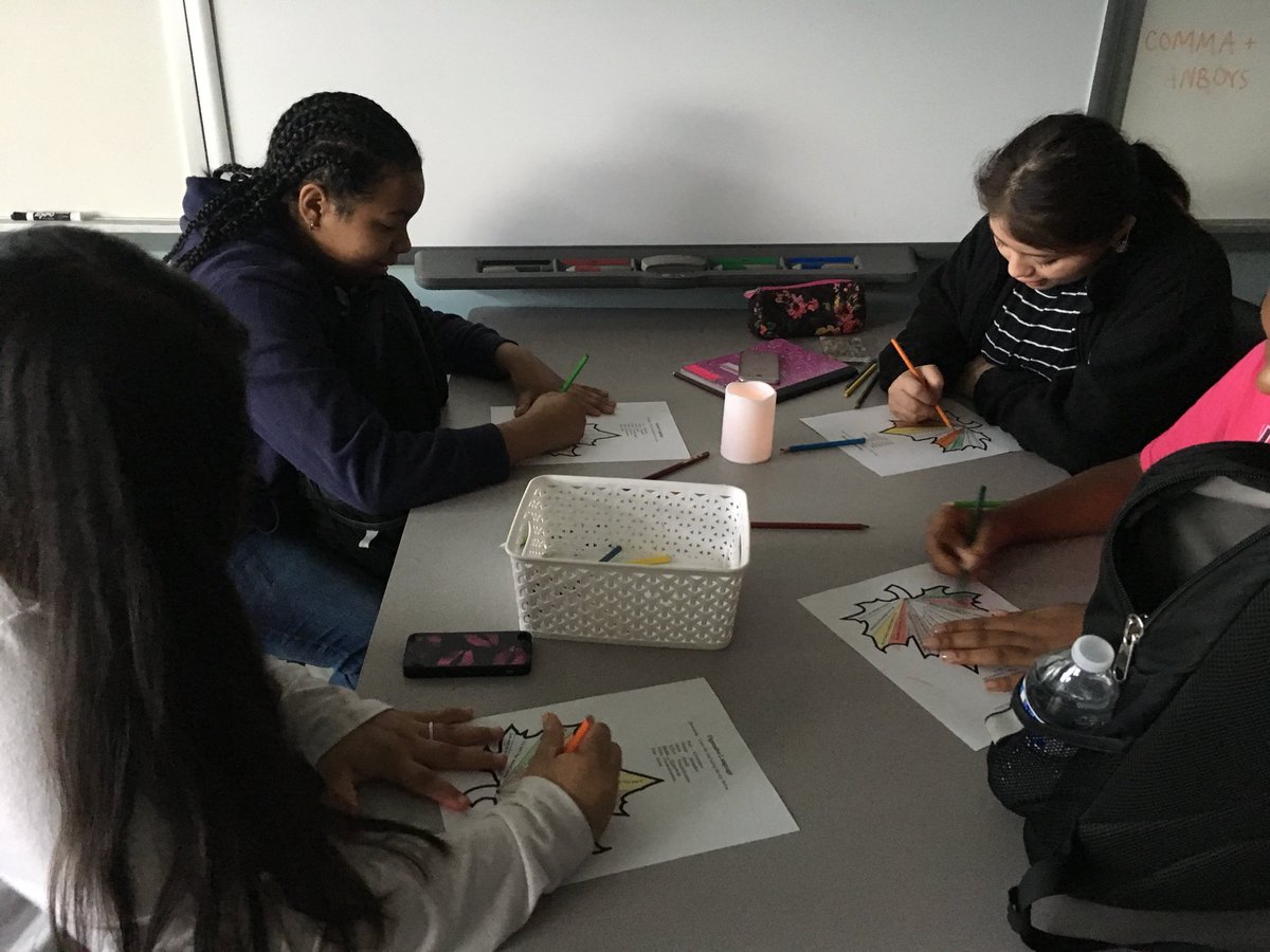 JinksK12's tweet photo. Power’s out, so we’re kickin’ it #oldschool #coloring #candles #MPMSsponge https://t.co/Npj7L7xKHF