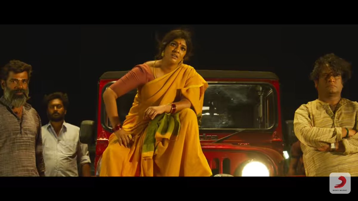 forsaleeeeeeeee's tweet photo. Swag level @varusarath 🔥🔥😎

Link:- https://t.co/p5jOTXsczR

#Sandakozhi2FromOct18
#Vishal25
#Sandakozhi2Trailer

@VishalKOfficial @dirlingusamy @thisisysr @KeerthyOfficial @VffVishal https://t.co/90YrRZaklC