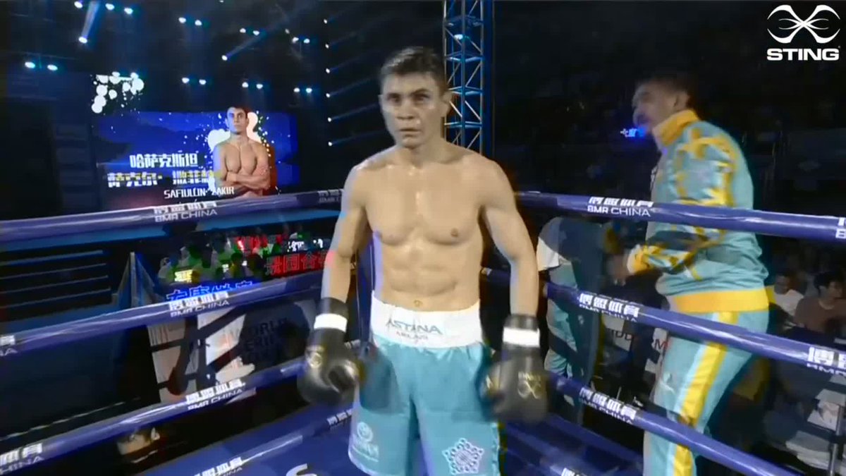 Lazaro Alvarez Estrada and Zakir Safiullin are in the ring ahead of the second bout at Light Weight. It's 3-3, who will take the very important lead?
#WSB8 #Boxing https://t.co/o4jOrnIHID
