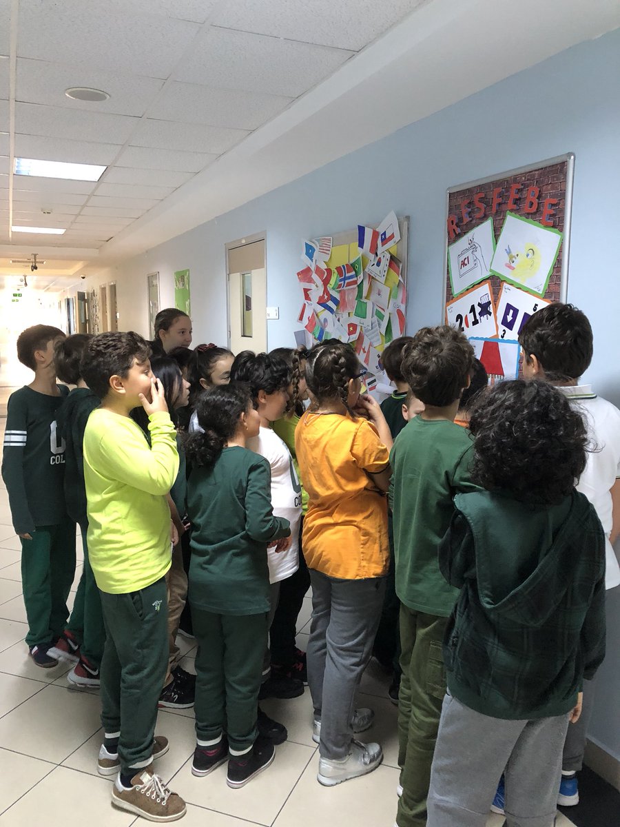 Resfebe etkinliğimizle öğrencilerimiz, hem eğlendiler hem öğrendiler. #kurtkoydogakoleji <a href="/mineasinan/">Mine Sinan</a> <a href="/elvin_oven/">Elvin Öven Güçbilmez</a>