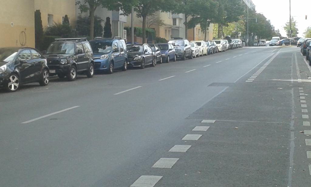 otto_direkt's tweet photo. Heute am #Rollberg mit #AGH Stadtwohn, #Asbest-Sanierung
@GrueneFraktionB @s_kahlefeld  @UelkerRadziwill @KLompscher https://t.co/rm5WaOxGB9