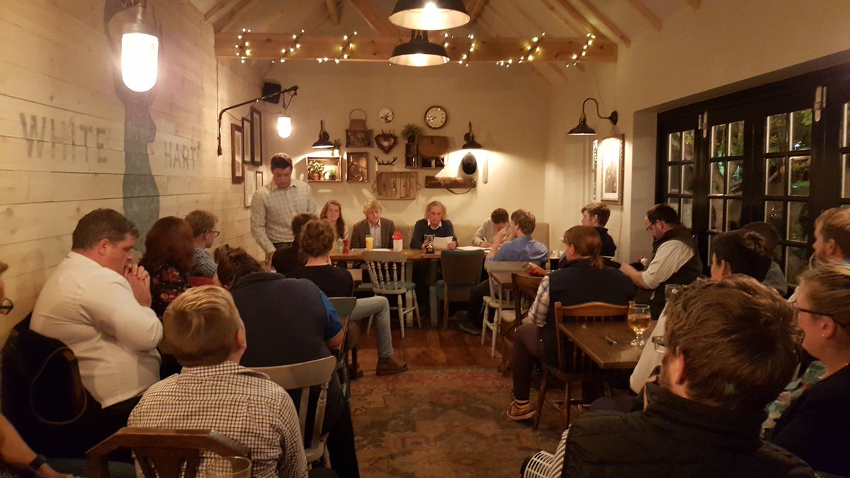 StockbridgeY's tweet photo. A great AGM last night! Massive thank you to our team for last year and big welcome to our new team for this year!! #Newyearnewgoals #Teamworkmakesthedreamwork #YFC #TrueYFC @NFYFC @thewhitehart https://t.co/zPlSJFuC7s