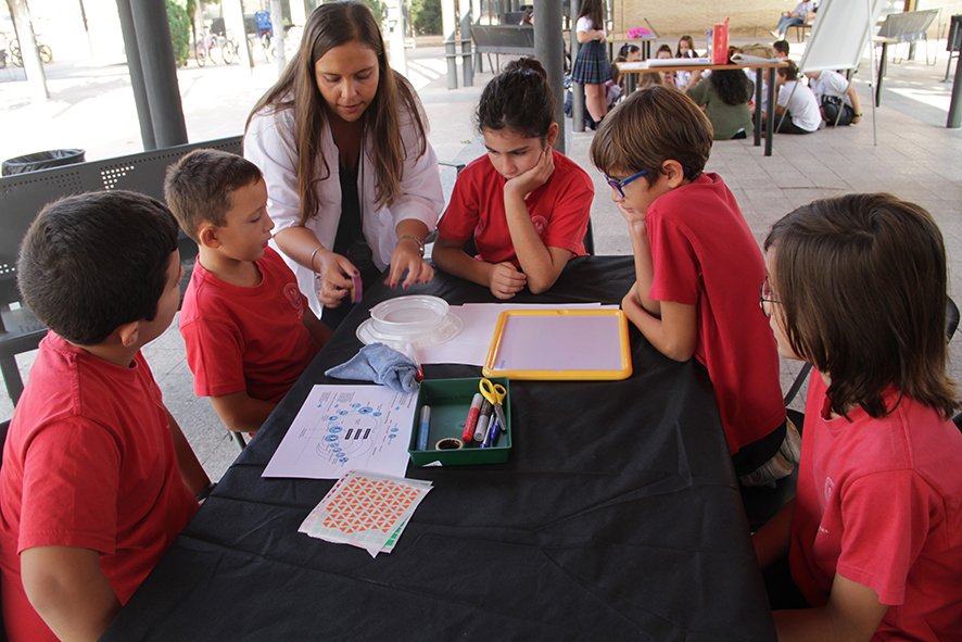 PrimafrioSL's tweet photo. Hoy, en colaboración con la @UCAM, hemos desarrollado la I Jornada de Objetivos de Desarrollo Sostenible #ODS dirigida a 100 niños de entre diez y doce años de la Región de #Murcia https://t.co/IyV3ocbm0E