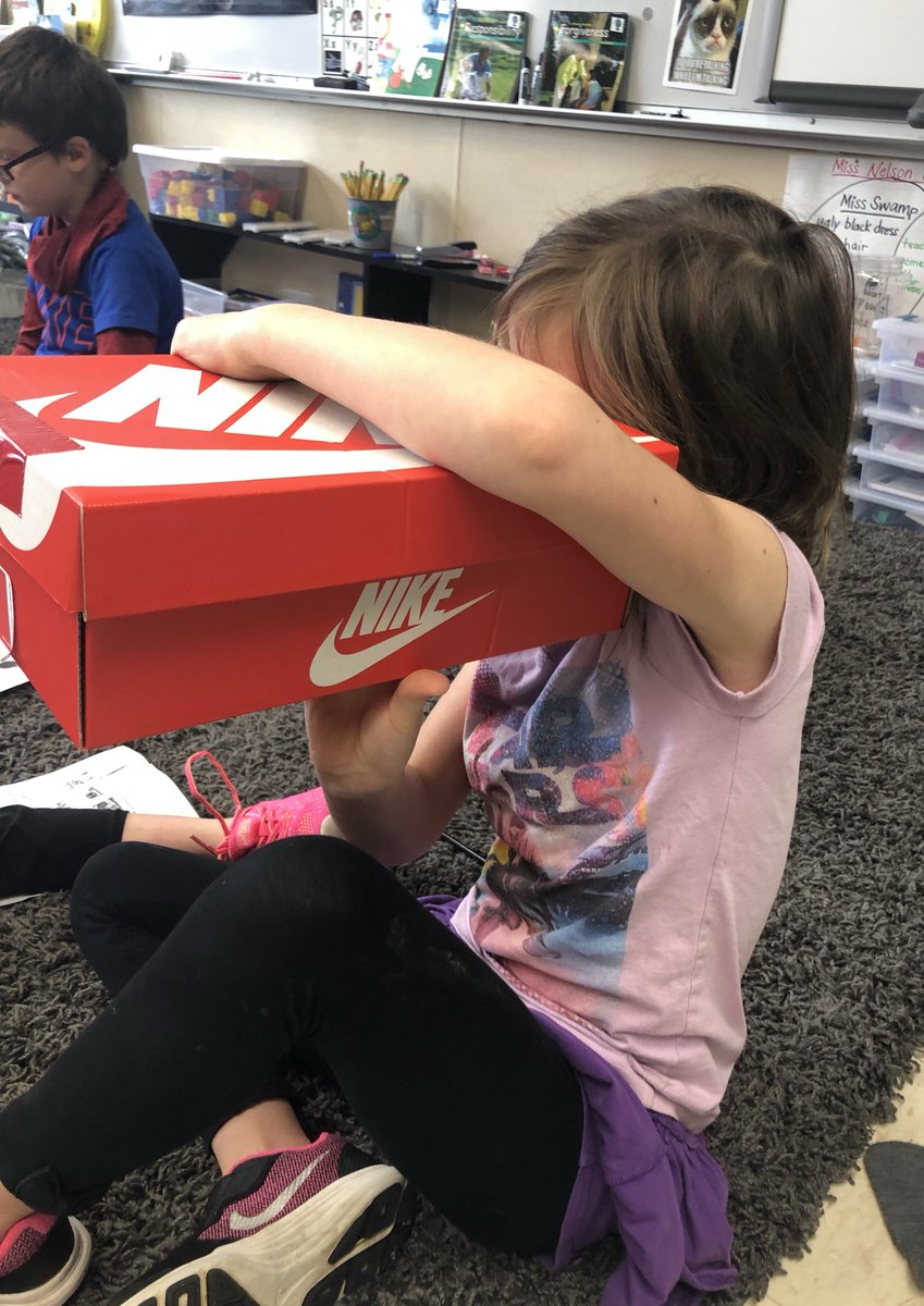 s_scientists's tweet photo. We wonder if objects need light to be seen? #jtsd #STEAMazing #firstgrade https://t.co/ZpLpcAWXMm
