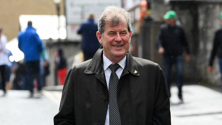 Armagh_GAA's tweet photo. Thank you to JP McManus for the kind and thoughtful contribution of €100,000 to Armagh GAA clubs.

Each of the 48 clubs in Armagh will receive a contribution of €2,083.33 for the development and promotion of Gaelic games.
#ThanksJP #JPMcManus 

https://t.co/fSwqamPnzw https://t.co/gg8hMKxAAZ