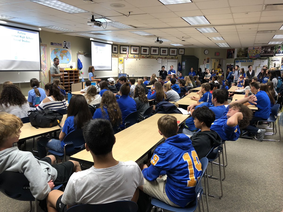 TeachKKelly's tweet photo. Freshman learning about the awesome Social Studies options for their sophomore year! @CarmelHighSS https://t.co/PnuFs5p2Im