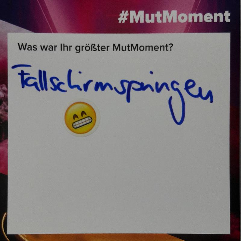 mut_table's tweet photo. #kk18 #MutMoment https://t.co/Fwu4e2cLep