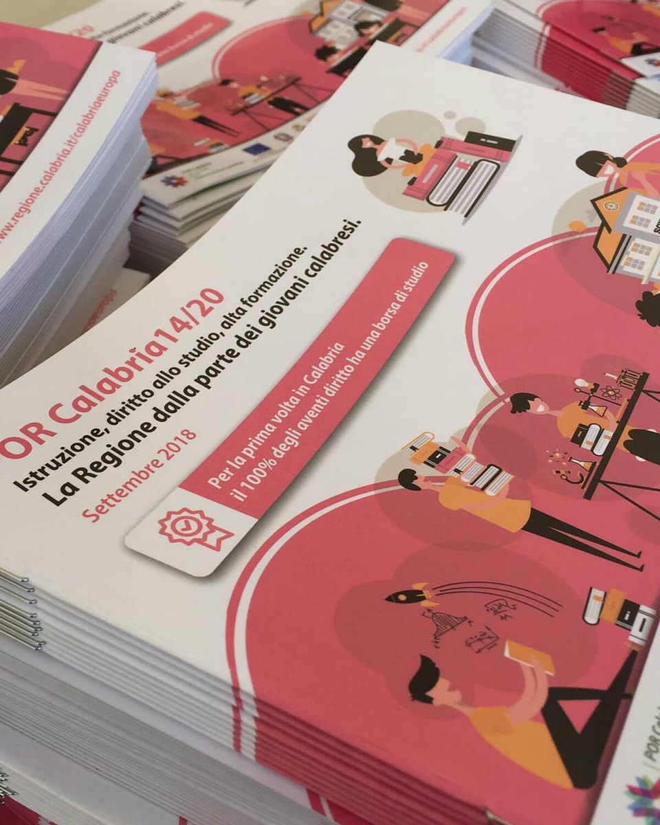 Oggi #28settembre si celebra la
#NotteDeiRicercatori! Anche noi
siamo all' @unicalnight, venite a scoprire il #PorCalabria 😎