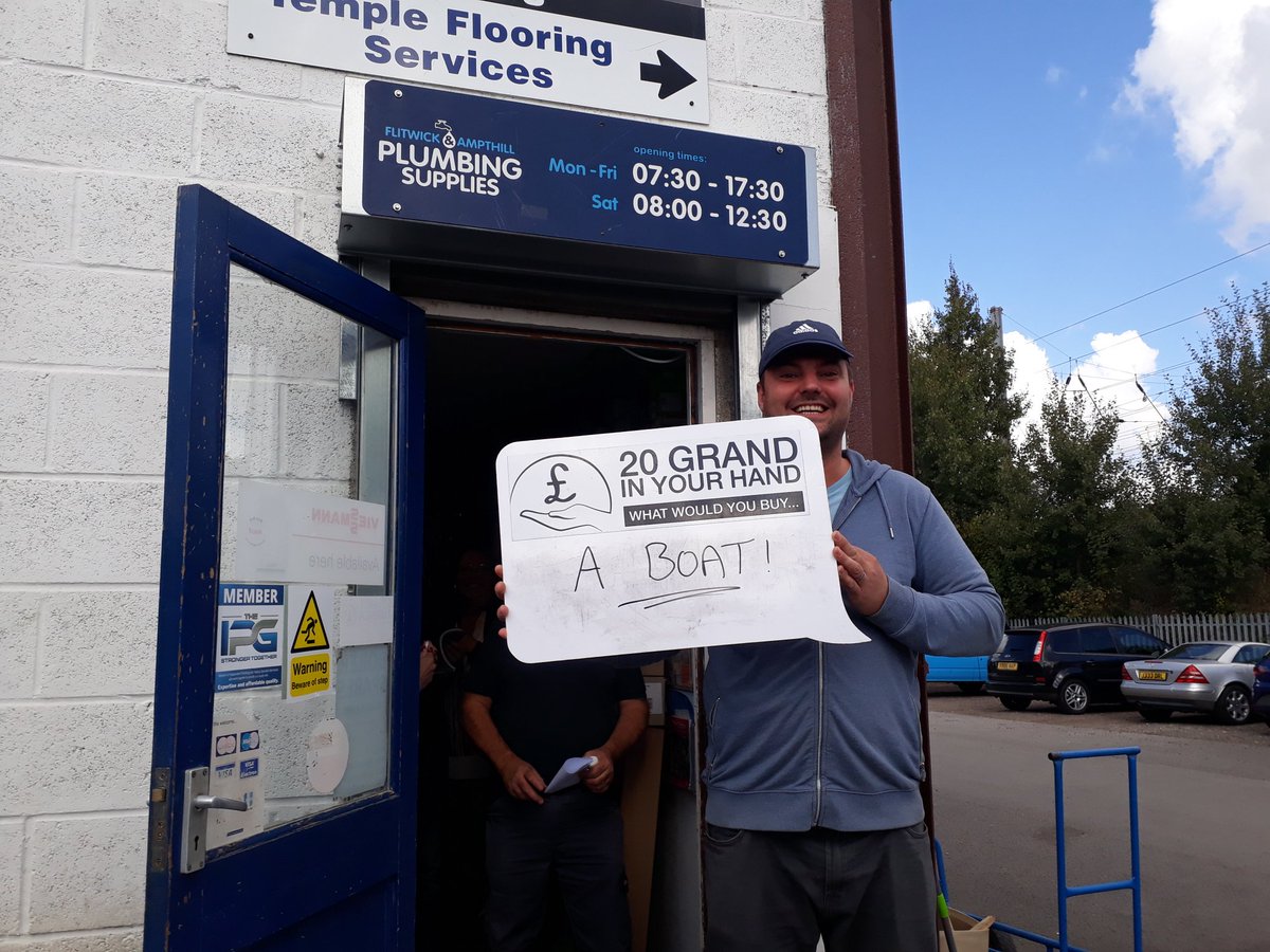 simonheadlam63's tweet photo. Last day before we announce the winner of #20kInYourHand competition. It's not too late to buy a bag of @JGSpeedfit 15mm elbows and enter. Dan @ Flitwick and Ampthill Plumbing merchants would buy a Boat if he won the #SpeedfitGiveaway. What would you buy...? https://t.co/yu5OqfxN4k