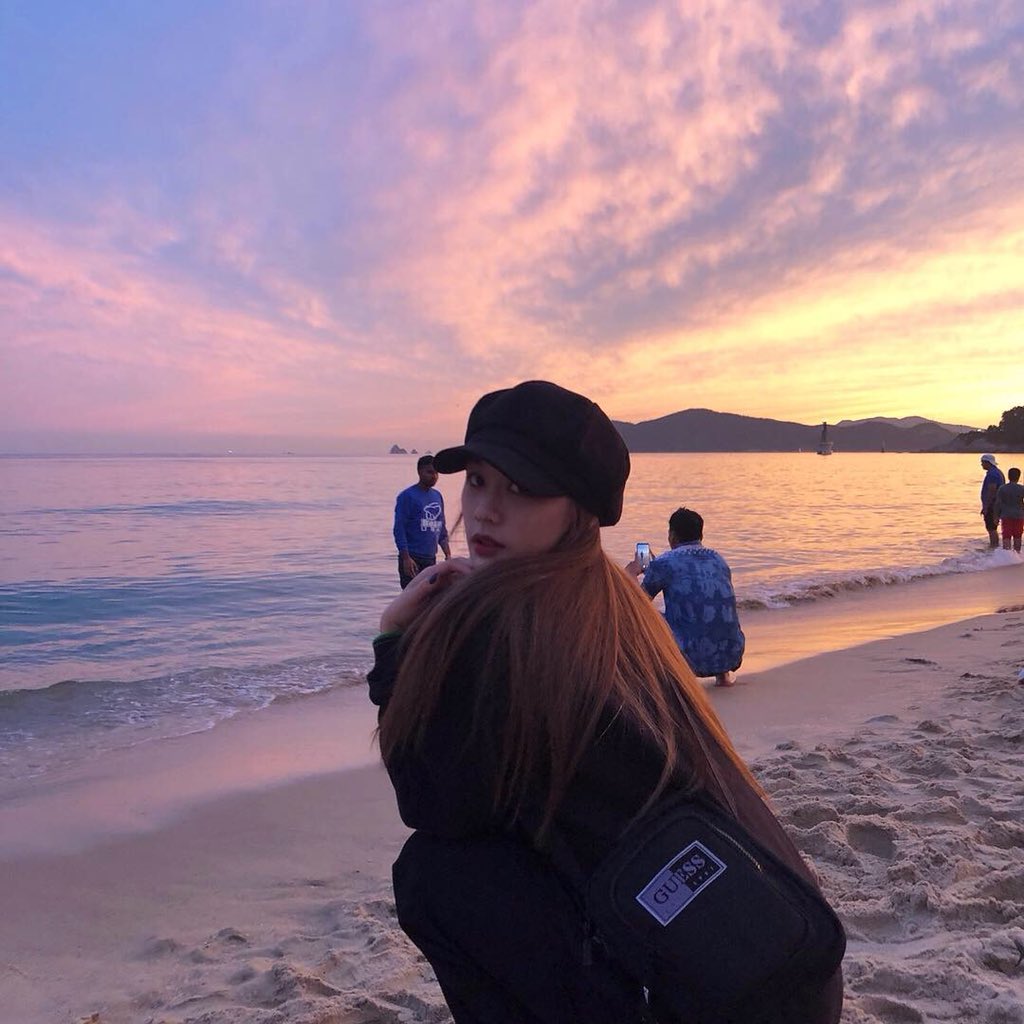 debbytuo_'s tweet photo. 😌 https://t.co/EpxIkLpvLZ