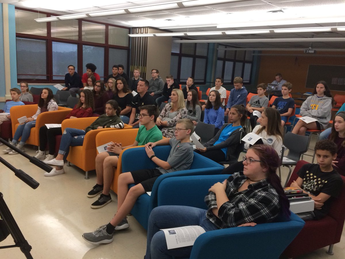 dan_como's tweet photo. @MR_Paull @Hoff_PHMS Thank you @MR_Paull @Hoff_PHMS for giving students the opportunity to learn about the Holocaust first hand from Zee. His story is one students needed to hear. @phmsjaguars https://t.co/TghfFiXKXP