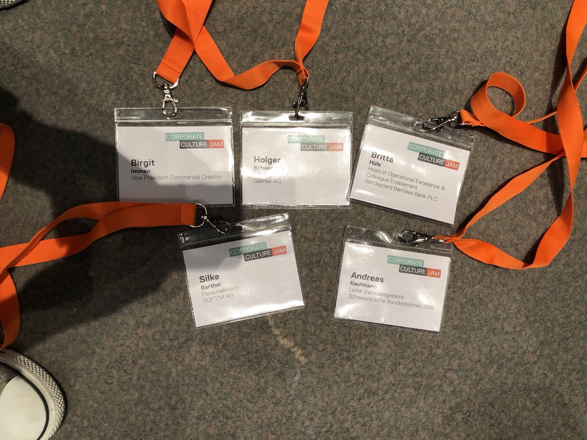 silly_sb's tweet image. Eine bewegte Woche für @SOPTIM_digital - erst jammen beim #ccj18 und heute dann rennen beim #AachenerFirmenlauf - mehr als #softwareentwicklung #WeilWirAndersSind #powerkolleginnen #powerkollegen #aachen #essen