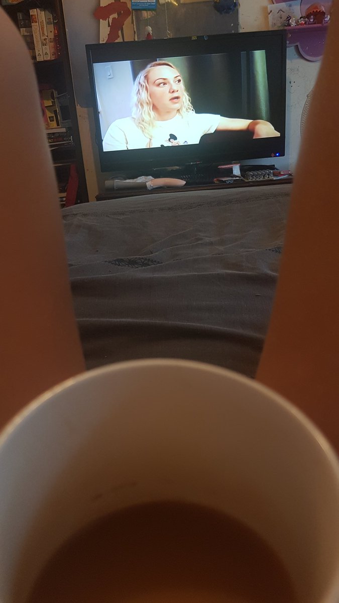 EatifyA's tweet photo. drinking tea while watching tea @shanedawson https://t.co/fSfuYb0RuX