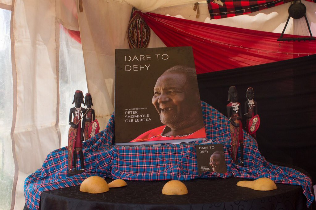 jnyairo's tweet photo. Are you one of those kids who was always in trouble with the teachers at school?
Even if you were not you will want to read this man’s story ... grab a copy of his memoir at #NIBF2018 Sarit Centre and see your struggles reflected in his; see something entirely new @santurimedia https://t.co/7IJmEsEVou