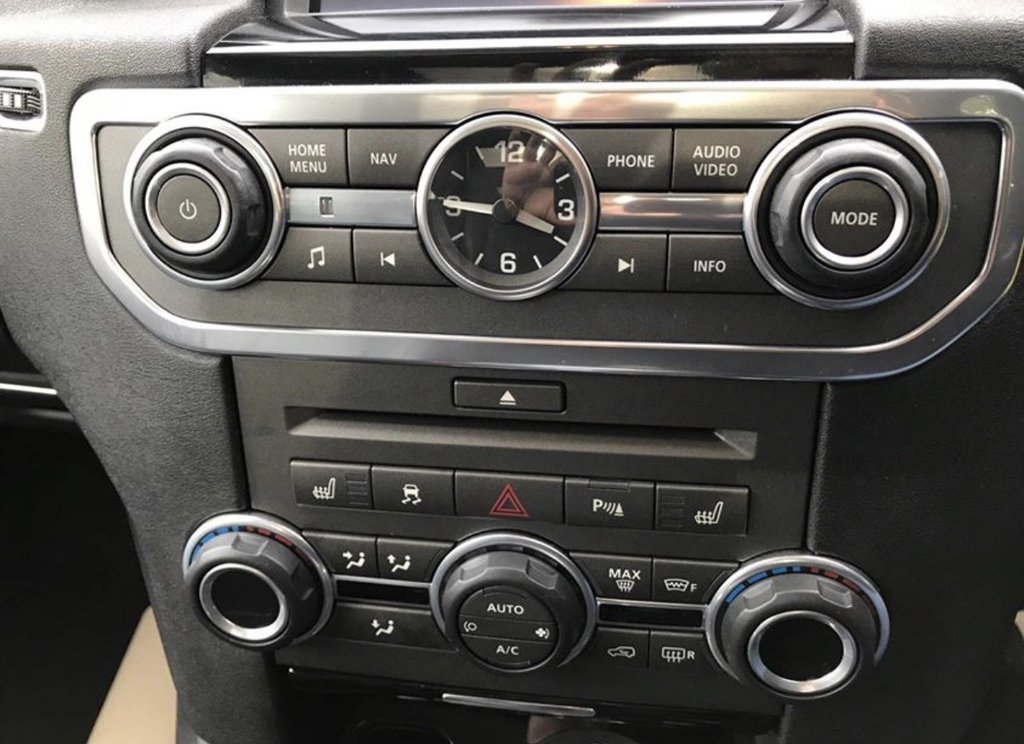dealerbid's tweet photo. OFFERS WANTED - X6 DGD #LAND ROVER DISCOVERY STATION WAGON DIESEL 7150 Miles #carsforsale #cars

VIEW - https://t.co/CUJp8n6NBM #cars #carsforsale #cardealership https://t.co/T7Cws7cxwZ