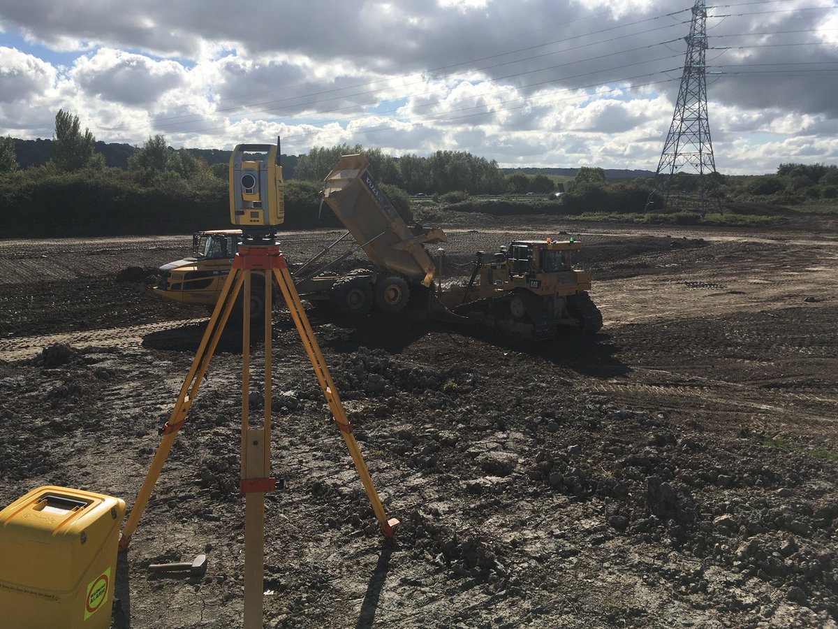 SurvSol_SW's tweet photo. Earthworks today, #Trimble #surveying #volumes https://t.co/7op0w2MX3N