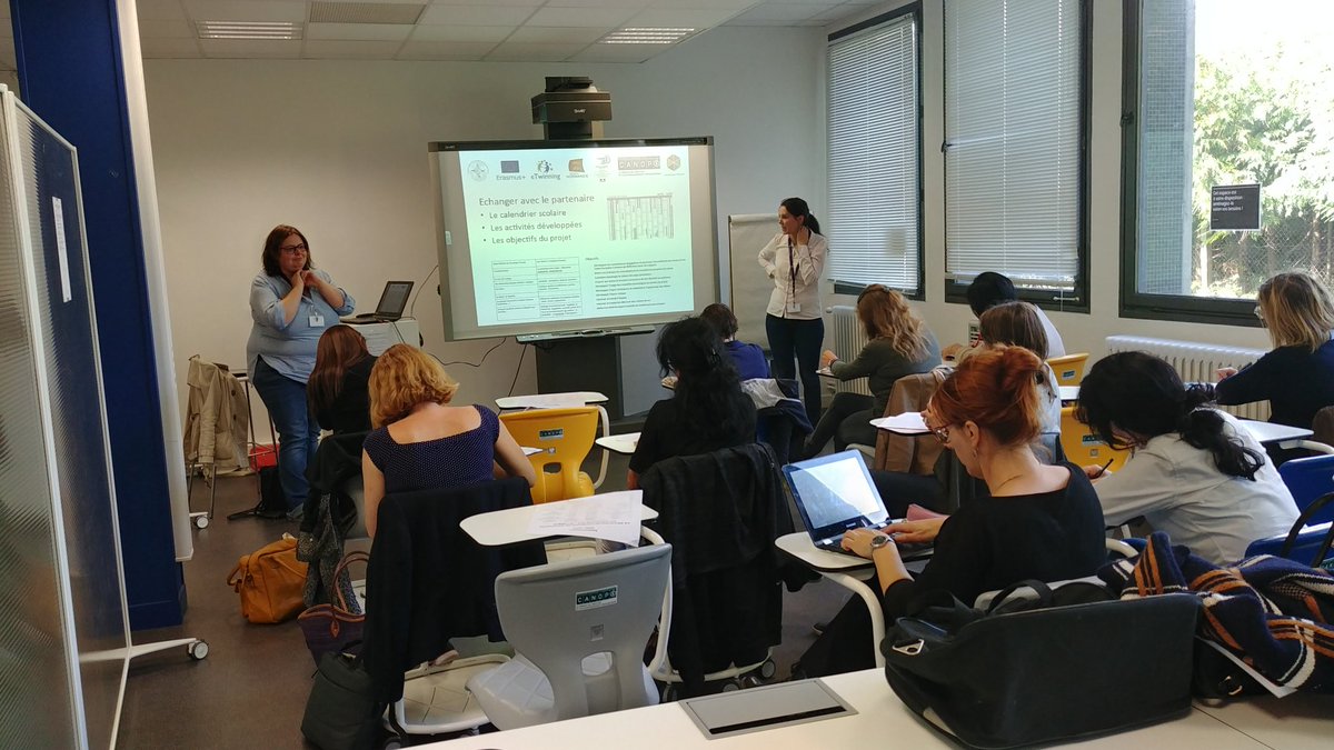 Cet après-midi, ateliers pratiques en petit groupe et en amphi une réflexion sur l'articulation et Erasmus+ 👍 <a href="/acCaen/">AccAEN 🐭</a> @acrouen <a href="/reseau_canope/">Réseau Canopé</a>  #normanbilité <a href="/EUErasmusPlus/">Erasmus+</a> <a href="/eTwinningFrance/">eTwinning France</a>