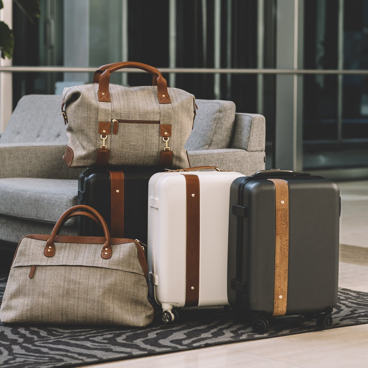 ebbyrane's tweet photo. Ebby Rane's patented designs were developed for women by a woman. Our line of carry-ons includes womens, mens and now #TheQ2. Shop Now at www.ebbyrane/shop.
#TravelSimple #Carryonluggage #Businesstravel #Frequenttraveler #Luxurytravel #Frequenttraveler #Businesstraveler https://t.co/2gA7I0OSsa