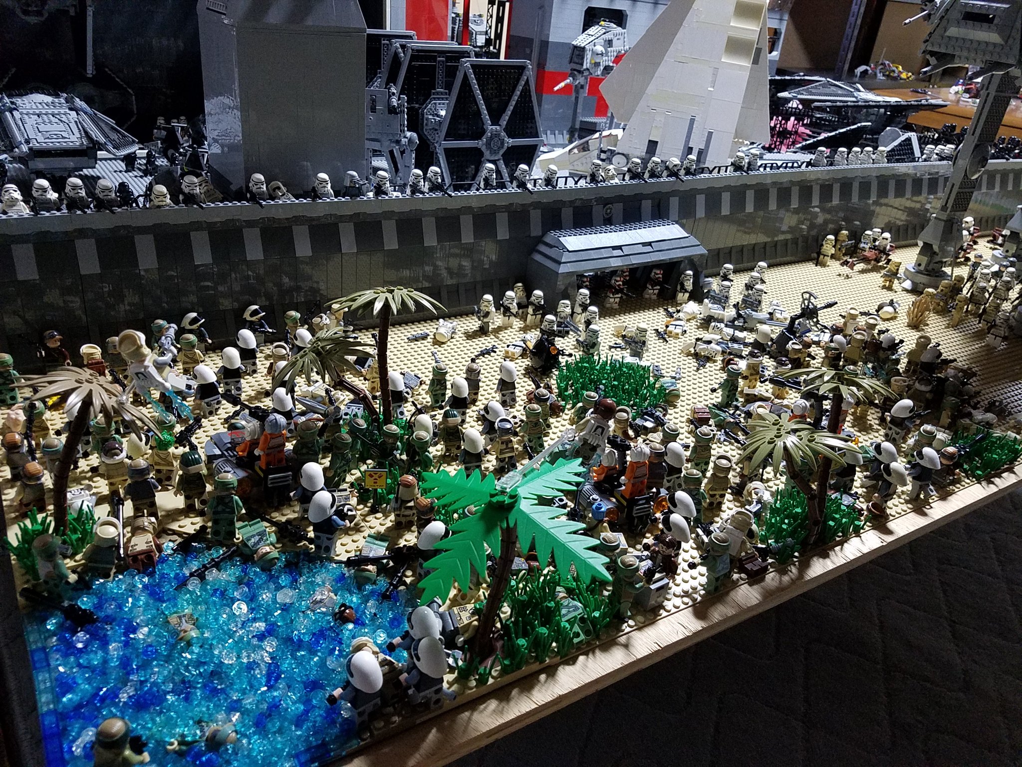 Naka בטוויטר 帝国軍の基地を攻撃している反乱軍のジオラマを作製しました Lego Starwars Naka בטוויטר 帝国軍の基地を攻撃している反乱軍のジオラマを作製しました Lego Starwars