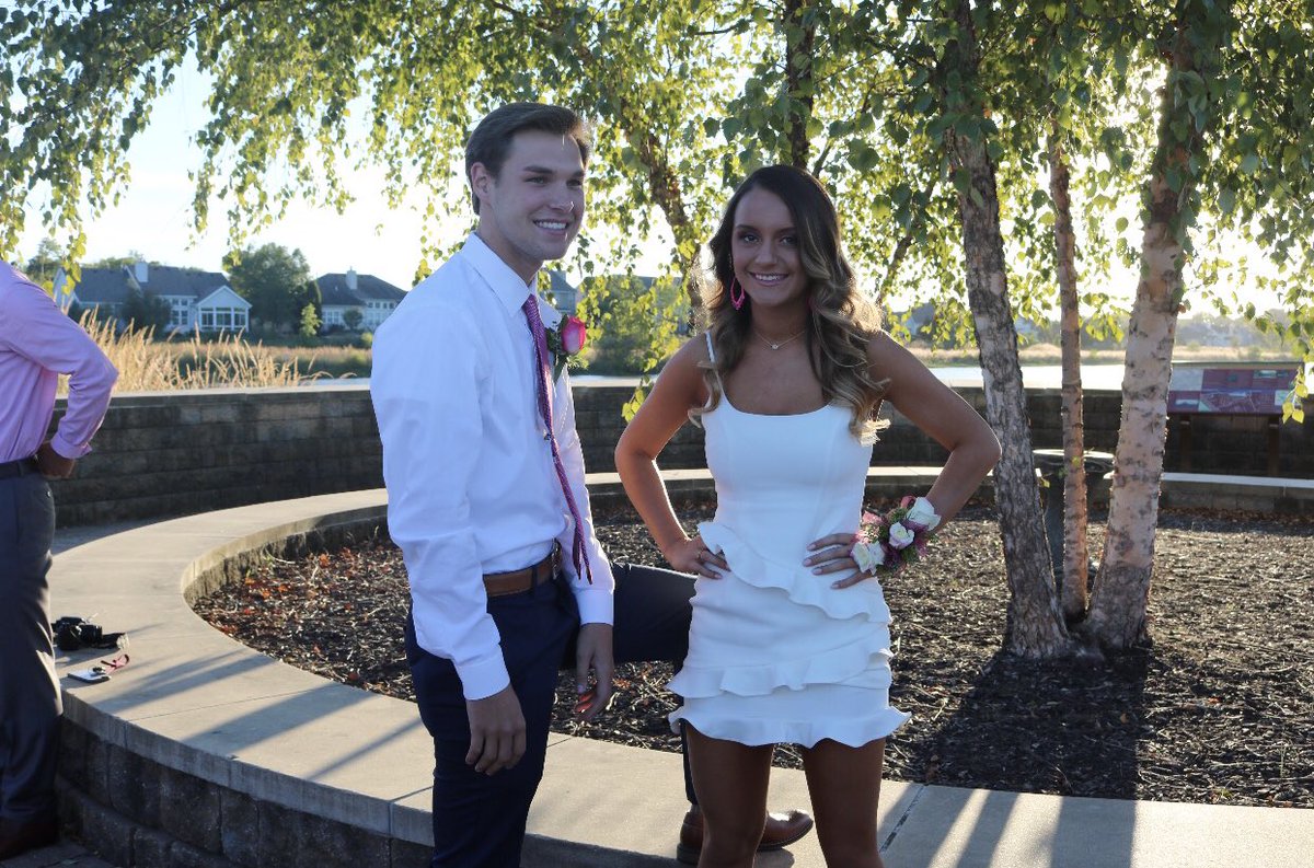 jacklecomte's tweet photo. Happy 18th birthday to this crazy one!!! I hope you have the best day ever❤️@jmstei15 https://t.co/gkhp5KO2Pl