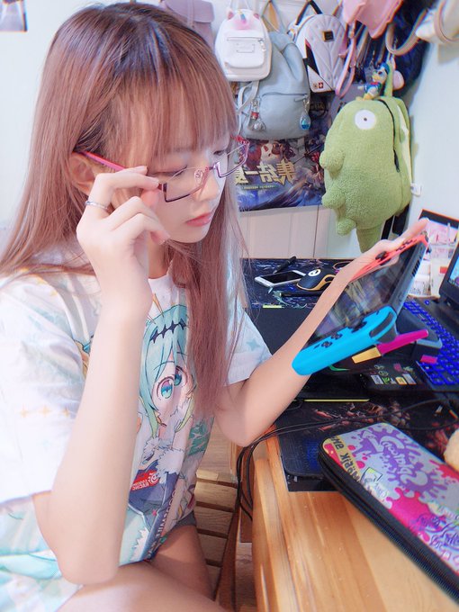 Twitterのコスプレ画像23