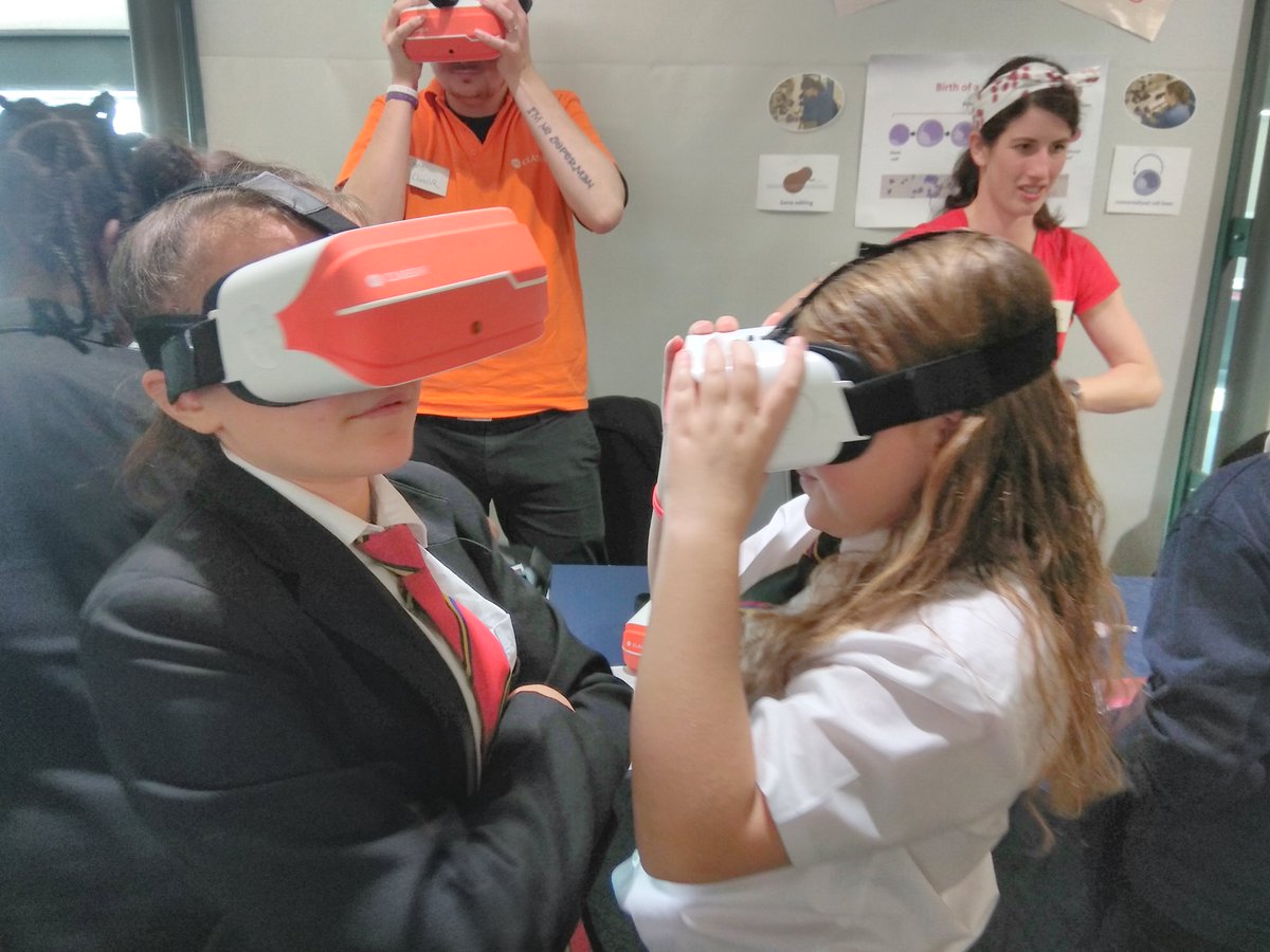 BLCscience's tweet photo. Amazing experiences today @wethecurious_ FUTURES researchers event! 30 year 8 students experiencing the cutting edge of scientific research in the EU!

So many intelligent questions asked on topics including aeronautics and nano-optics! https://t.co/uBT8kxLalg