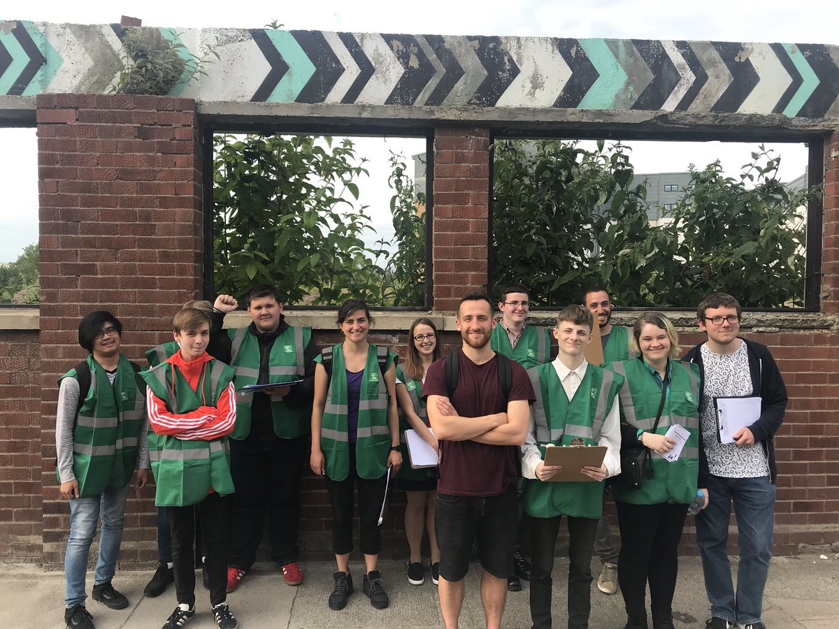 ACORNunion's tweet photo. In Scotland? Give @Living_Rent some support & sign up!
They’ve been busy winning compo for members, resisting mass eviction and are taking on illegal fees!
https://t.co/eiRcsTXEvI
#tenantspower #followfriday https://t.co/XhEsuMbHLC