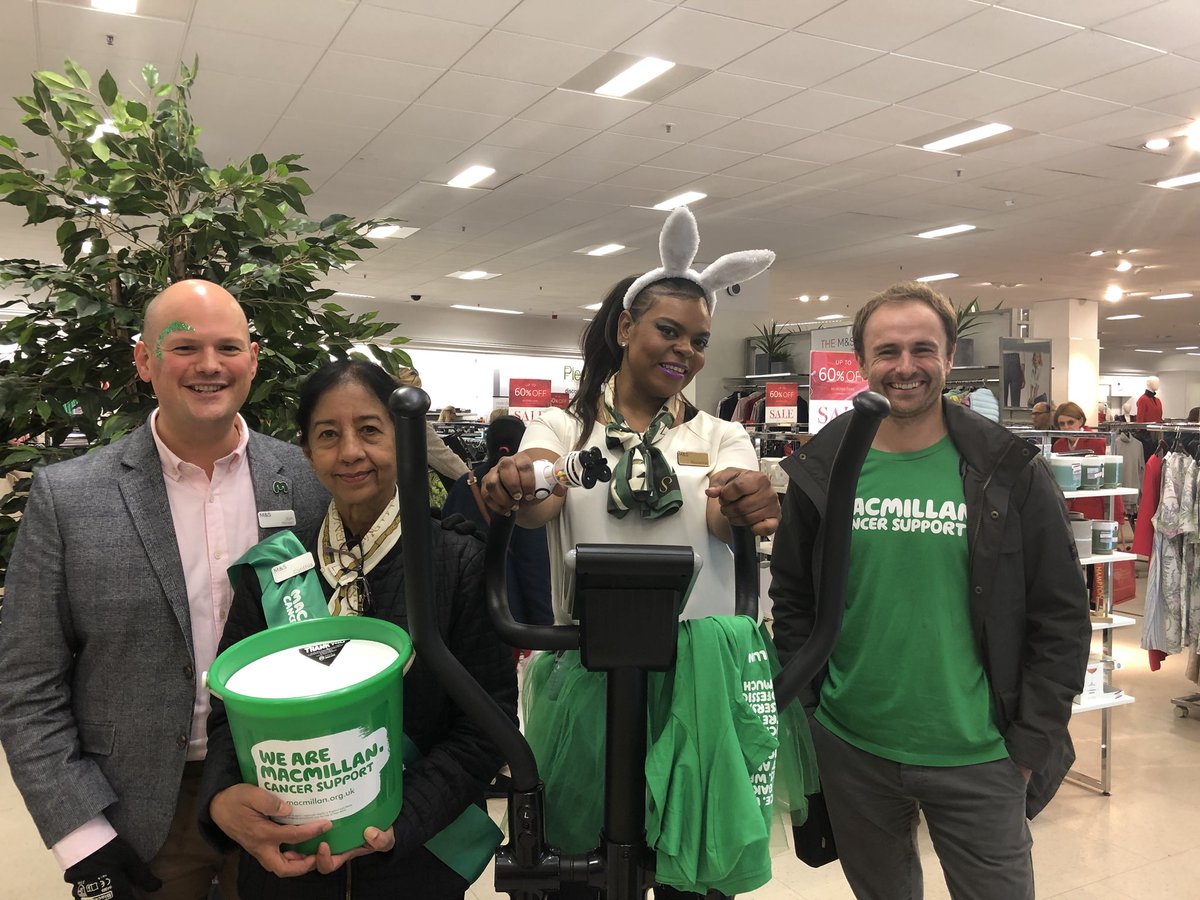 TaylorKathy23's tweet photo. The fabulous @marksandspencer Ealing team getting into the #CoffeeMorning spirit.Amazing effort throughout the store https://t.co/gUOx8y0UQr