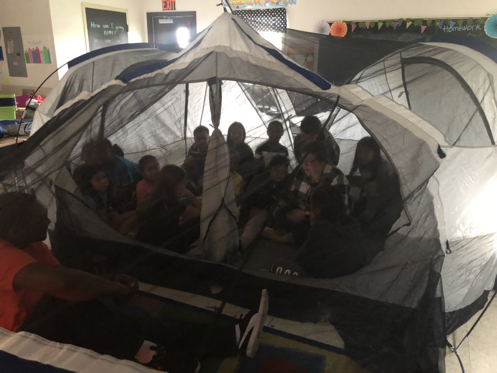 BledsolesClass's tweet photo. Couldn’t imagine a better reading camp with this crew! @MsKennettsClass @salsromeo #readingrocks https://t.co/hVdvQXcxsb