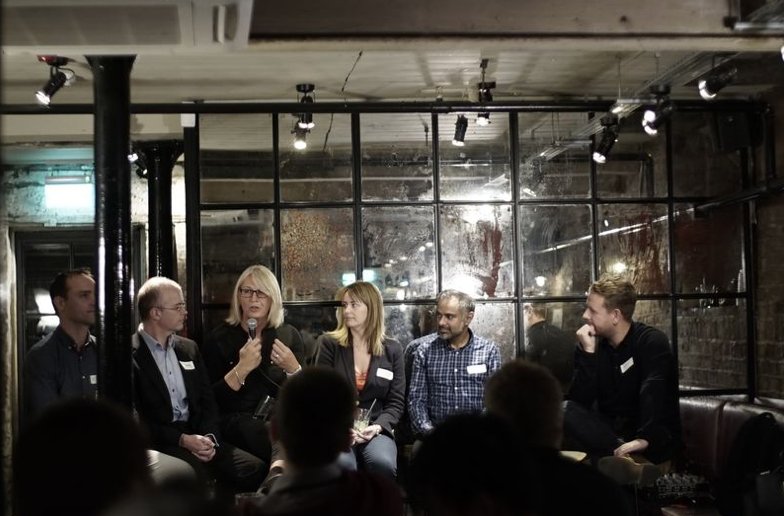 Quander.io tweet media