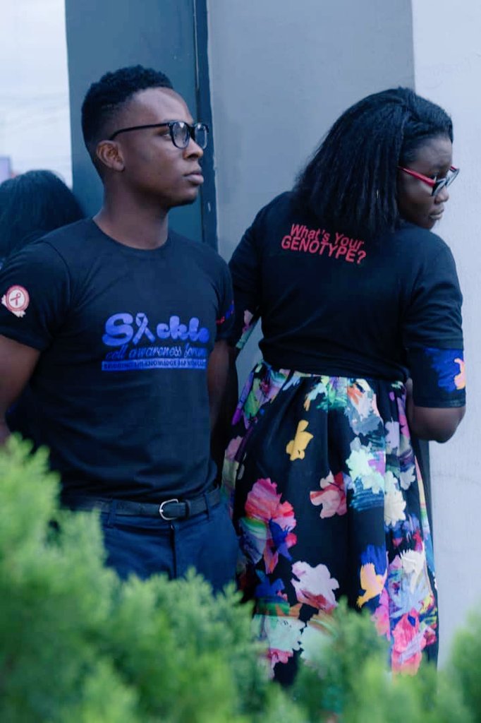 SickleCellAF_Ph's tweet photo. Confidence, courage and determined spirit are vital for surviving hard times. --Lailah Gifty Akita
#sicklecellawarenessmonth
#KnowYourGenotype #IAmAWarriorCell
Cc: @XickleRBC @drweyoms @Healthertainer @Deekachy_md
@drackfel https://t.co/bHsTLNlFLz