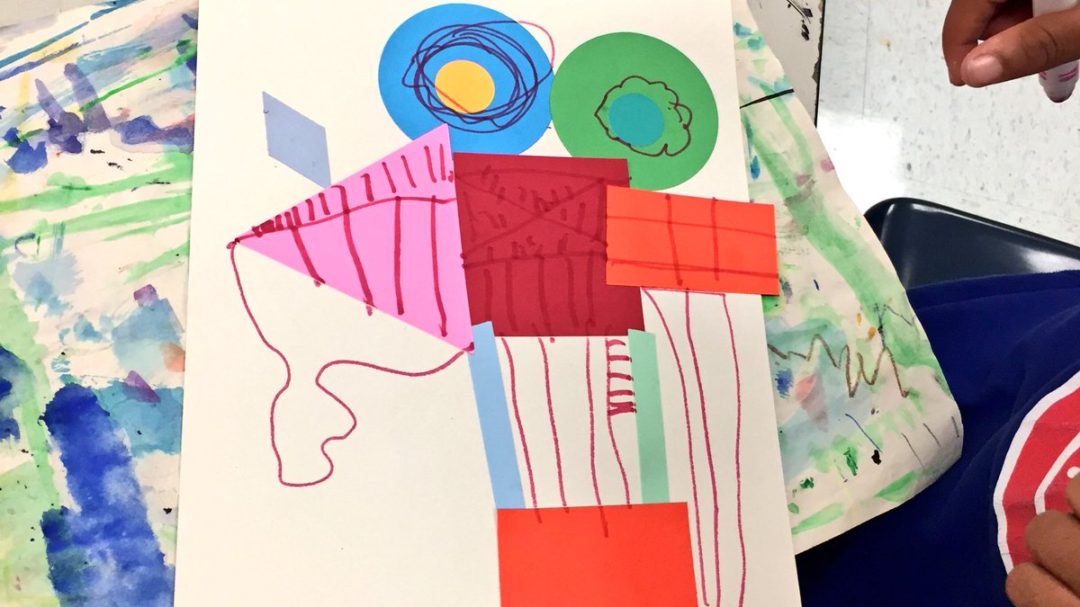 JulieGuay9's tweet photo. Kindergarten Shape Robots!  Using  Math and Engineering in ART.  #steamMCSS #AllMeanAllMCSS @MonroviaElem @HomeoftheCubs @HomeoftheCubs https://t.co/qASZdX5wlJ