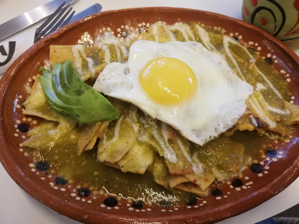 ArceSarahy's tweet photo. #chilaquiles #viernes https://t.co/ntd0wQBdUW