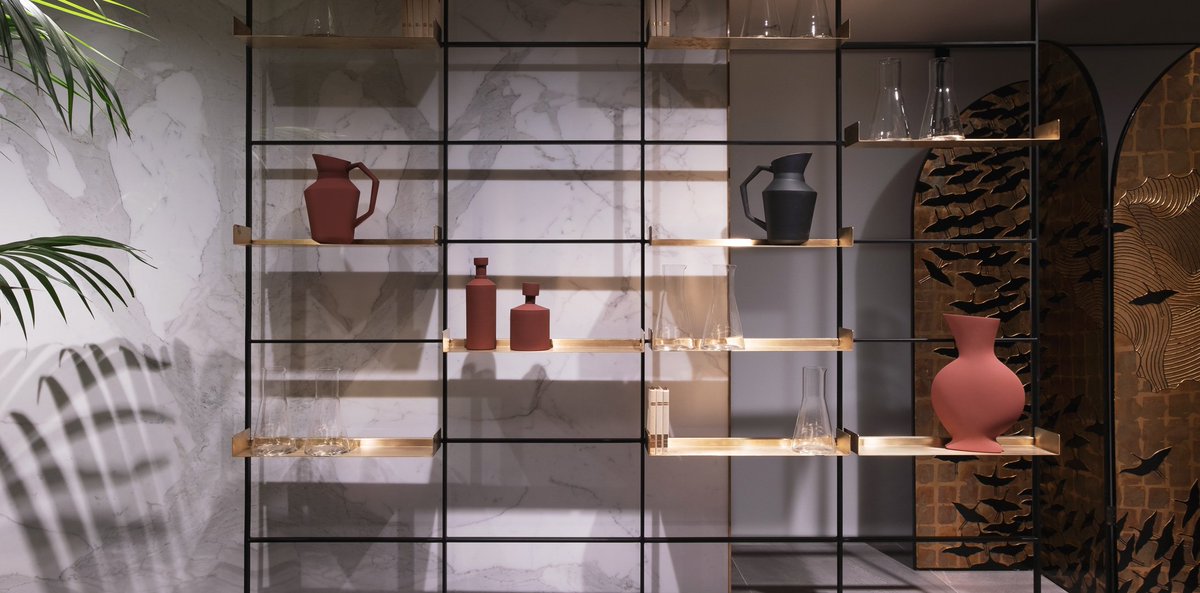 Scic_Italia's tweet photo. The stone enhances the contrast between the different color tones of the structure. Metallic flares are in perfect balance with geometric frames.
.
.
.
#scicitalia #MadeInItaly #furniture #homedecoration #interiordesign #designinspiration #bescic https://t.co/aEuZMXr8ib