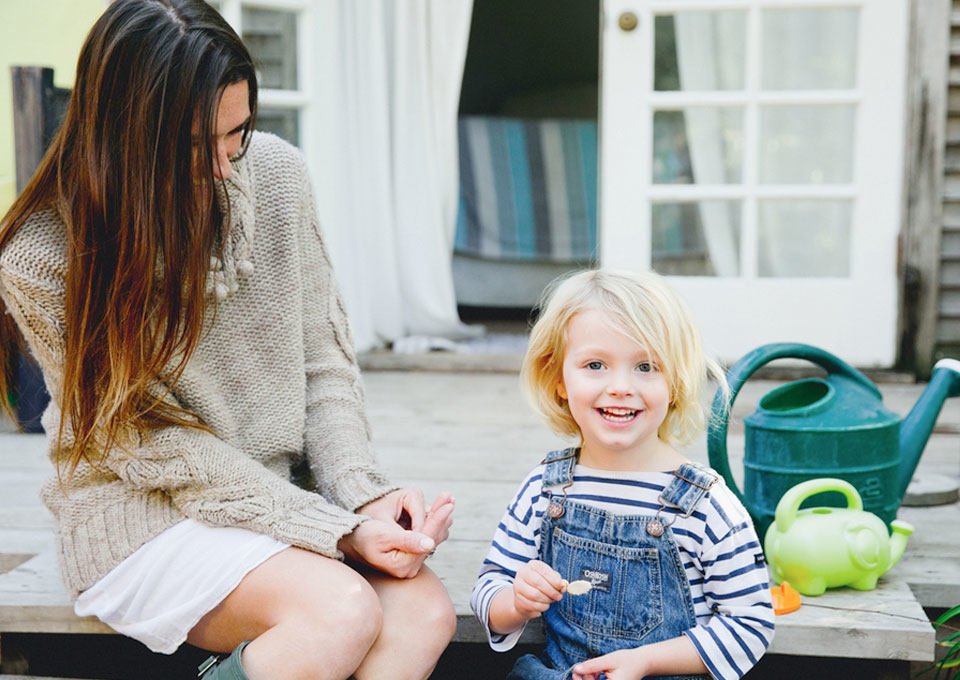 Gezonde tussendoortjes zijn goed voor kinderen, maar wat moet je dan kiezen? Wij hebben een lijst met gezonde snacks voor kids! bit.ly/tussendoortjes…
