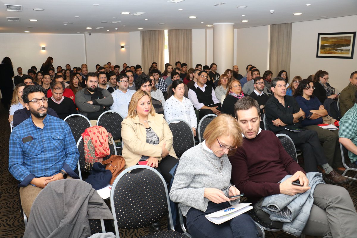 Adeneu's tweet photo. #NeuquenTECH convocó a un centenar de profesionales dedicados a las tecnologías de la información >https://t.co/RiQ2dTURtY< Se abordaron temas de actualidad y las tendencias del sector 

#Neuquen #Modernizacion https://t.co/cVxmiUcHqx