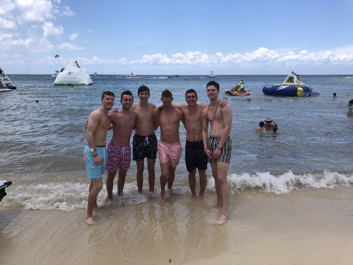 BrendanBurchi's tweet photo. Happy birthday to a stud volleyball player @13crj glad I can share Akers with you #Ateam #tryingtoeat? https://t.co/JegOtALi2K
