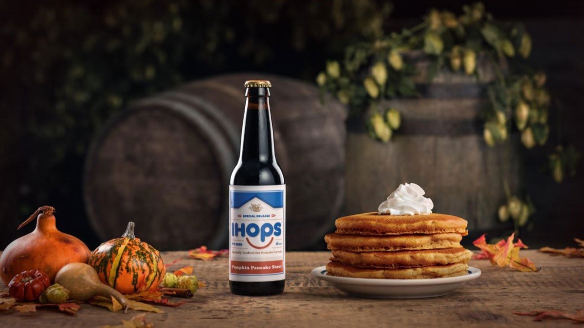 fabnewslive's tweet photo. .@IHOP Surprises Customers for #Oktoberfest with New Pumpkin Pancake Beer https://t.co/UB5885akZW @KeeganAles @droga5 #IHOPS #Alcohol #Beverage #Marketing https://t.co/pz6aF719TT
