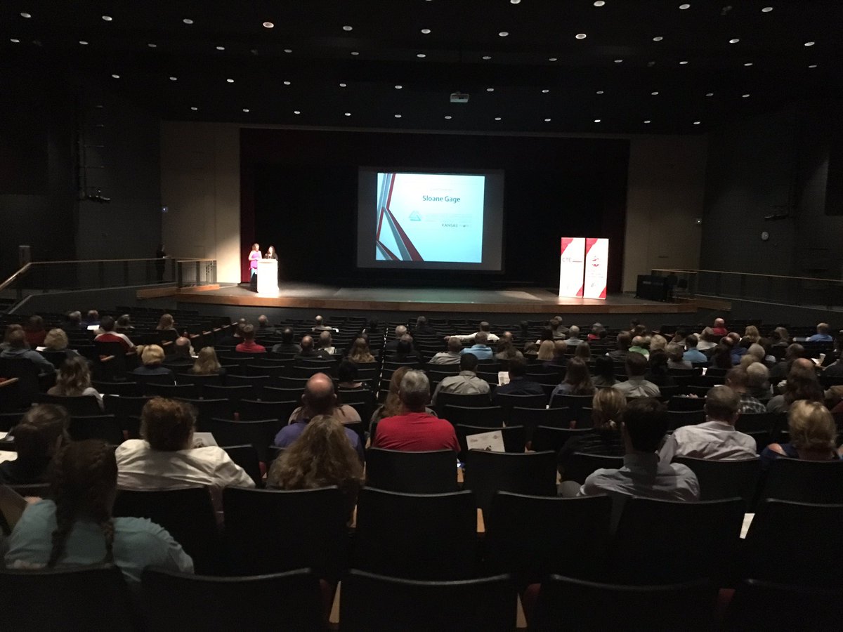 the_netterville's tweet image. CTE &amp;amp; 21st Century Academy’s Advisory s Network Breakfast and Committee Meeting. Great time to align with college and industry standards. #eCommunication @OlatheCTE @Olathe21st @Olathe_eComm #21stCenturyAcademies