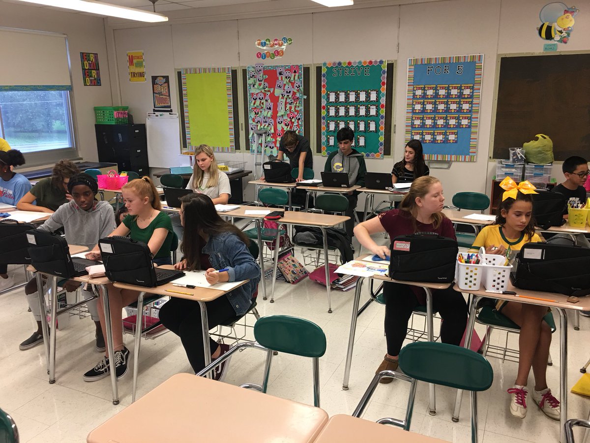 CattsMath's tweet image. Solving equations review with some friendly competition on a Friday with @GunningMath! #ViewOneGoodThing #quizletlive