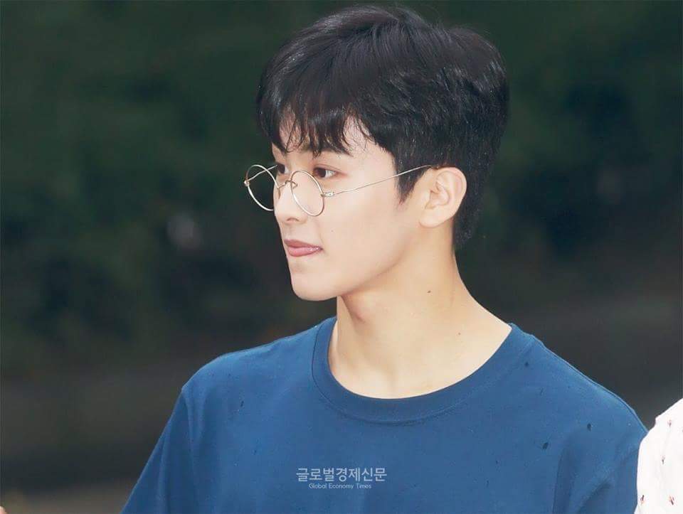 infiniteleecity's tweet photo. 《 lumark/markhei au》
Lucas is reckless, impulsive, and hates anything that has to do with his parents. So when a mess arises one day in the Wong household, he just needed one final push to pack his bags and go, A push in the form of a wedding invitation and a certain Mark Lee. https://t.co/Shu251NHIJ