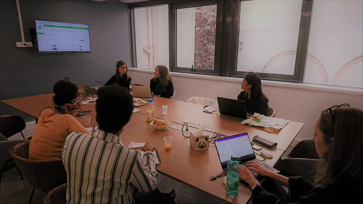 SophiedeJT's tweet photo. Nous étions ravis d'accueillir dans nos locaux ce matin l'ISEG, Sorbonne-Université et l'EPITECH pour notre première formation groupée au Career Center ! @isegmcs @LettresSorbonne @Epitech https://t.co/szQUQJAUxV