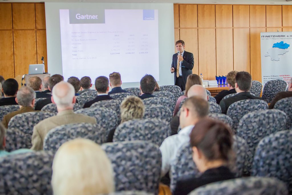 Save the date!
IT Forum 2018 in #Kassel startet am 1.11. in den Räumen der Eam.
@hit_darmstadt <a href="/ItWirtschaft/">IT2match</a> <a href="/IHKKassel/">IHK Kassel-Marburg</a>