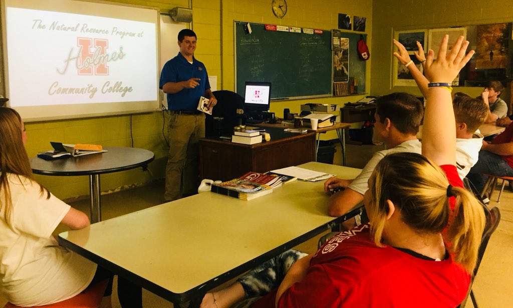WCCTC's tweet photo. Holmes Community College Natural Resource Instructor, James Floyd, speaks to Mr. Meek’s Forestry students on opportunities at HCC @HolmesCC #foresttechnology #conservationlawenforcement #wildlifemanagement https://t.co/rohXjSdTvq
