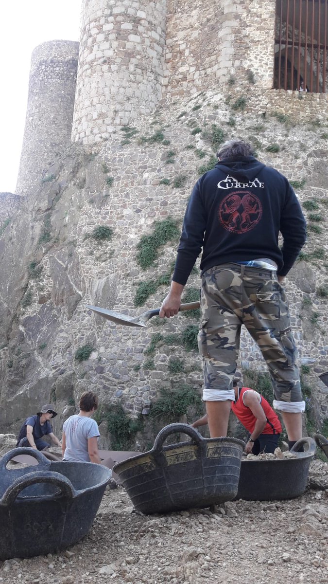 Alma Cubrae (@almacubrae) on Twitter photo Un any més, el nostre director ha participat a les darreres campanyes arqueològiques del Castell de Montsoriu.
#almacubrae #montsoriu <a href="/montsoriu/">Castell de Montsoriu</a> #arqueologia Un any més, el nostre director ha participat a les darreres campanyes arqueològiques del Castell de Montsoriu.
#almacubrae #montsoriu <a href="/montsoriu/">Castell de Montsoriu</a> #arqueologia