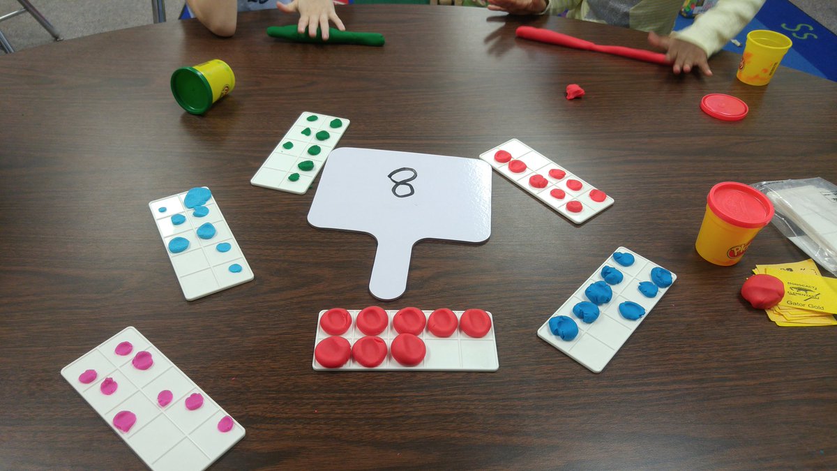 EmilyValin28's tweet image. Using multisensory techniques to develop number sense! #MOES #kmath